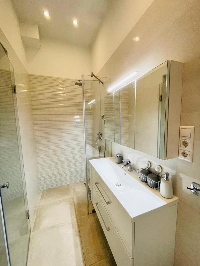 Podmaniczky Deluxe Apartment Budapeşte Dış mekan fotoğraf