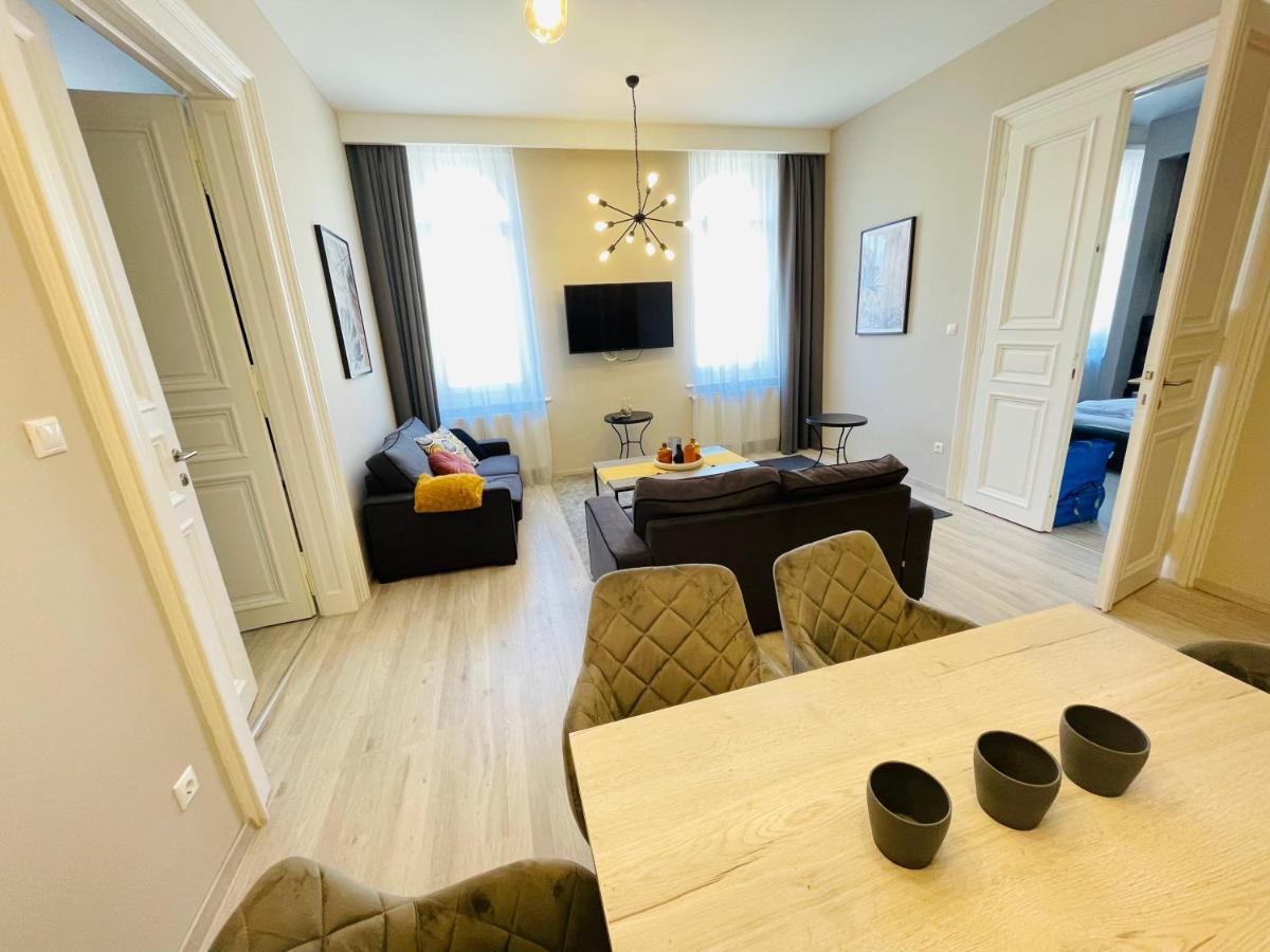 Podmaniczky Deluxe Apartment Budapeşte Dış mekan fotoğraf